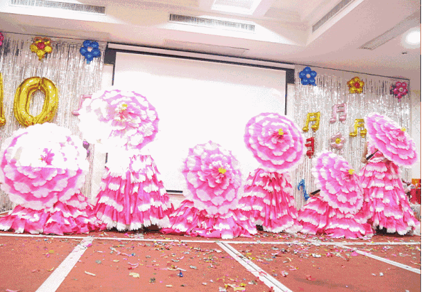 �|ݸ��һ���(hu��)�赸��Ƭ